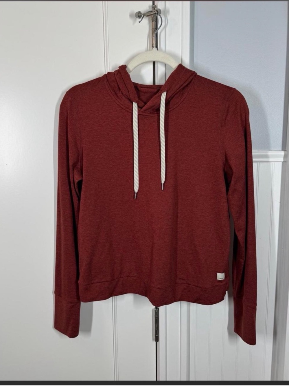 Vuori Rust Red Hooded Pullover Sweatshirt